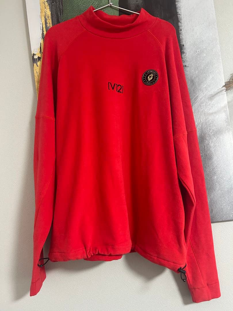 V12（ヴィトゥエルヴ) WIDY MOCK /モックネックM 赤 未使用ゴルフ