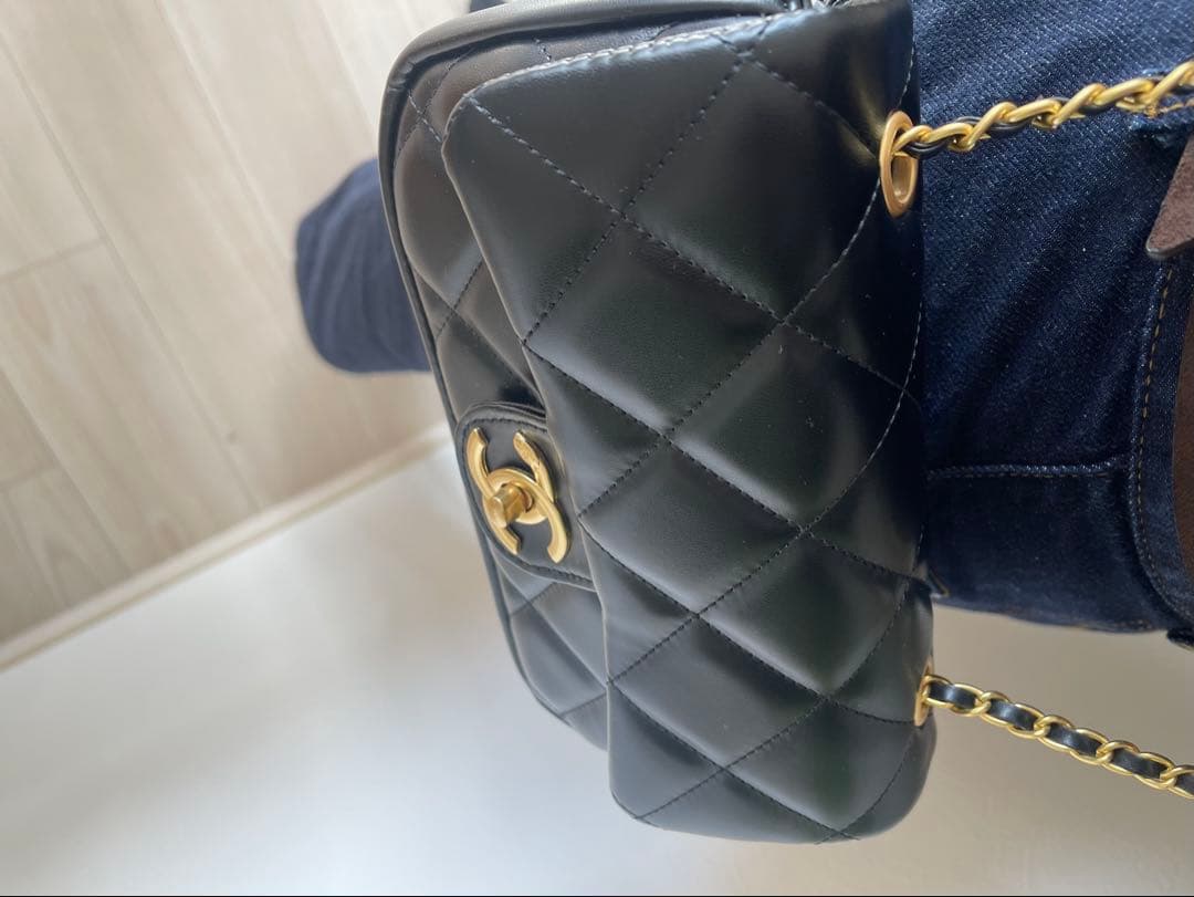 CHANEL ブラック キルティング ショルダーバッグノベルティ