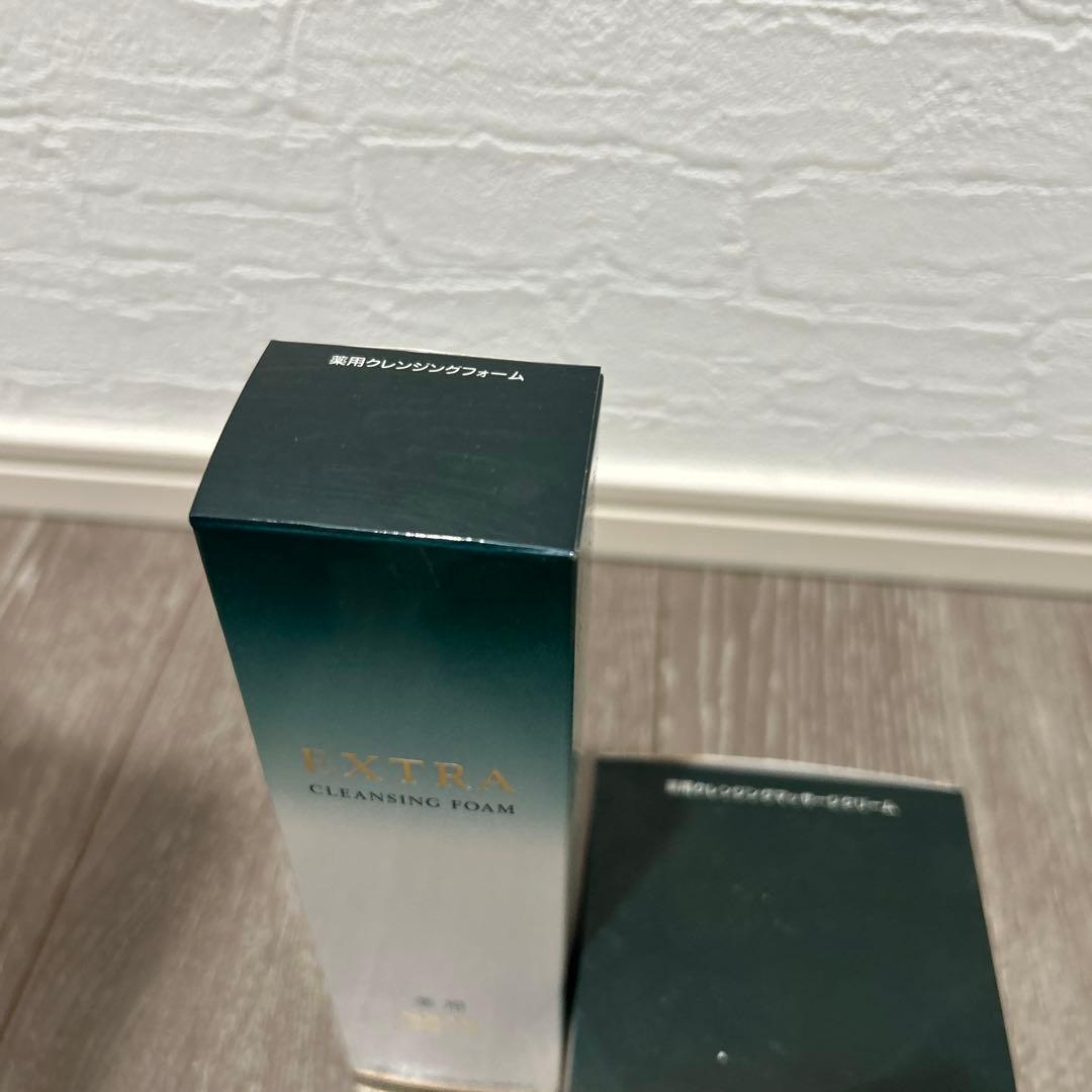 ノエビア　エクストラ薬用クレンジングマッサージクリーム　クレンジングフォーム２点