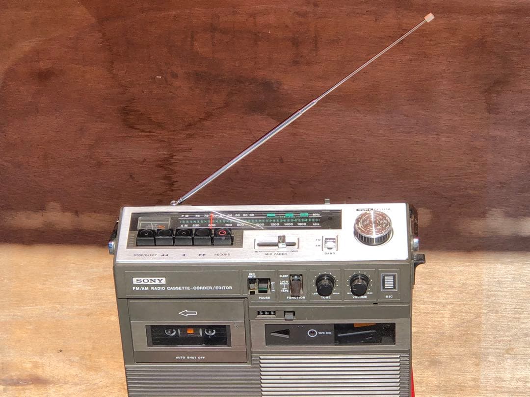 SONY ソニー 昭和レトロ ラジオ　CF-1750 カセットコーダー　ジャンク