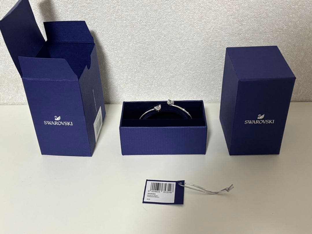 SWAROVSKI Mesmera バングル