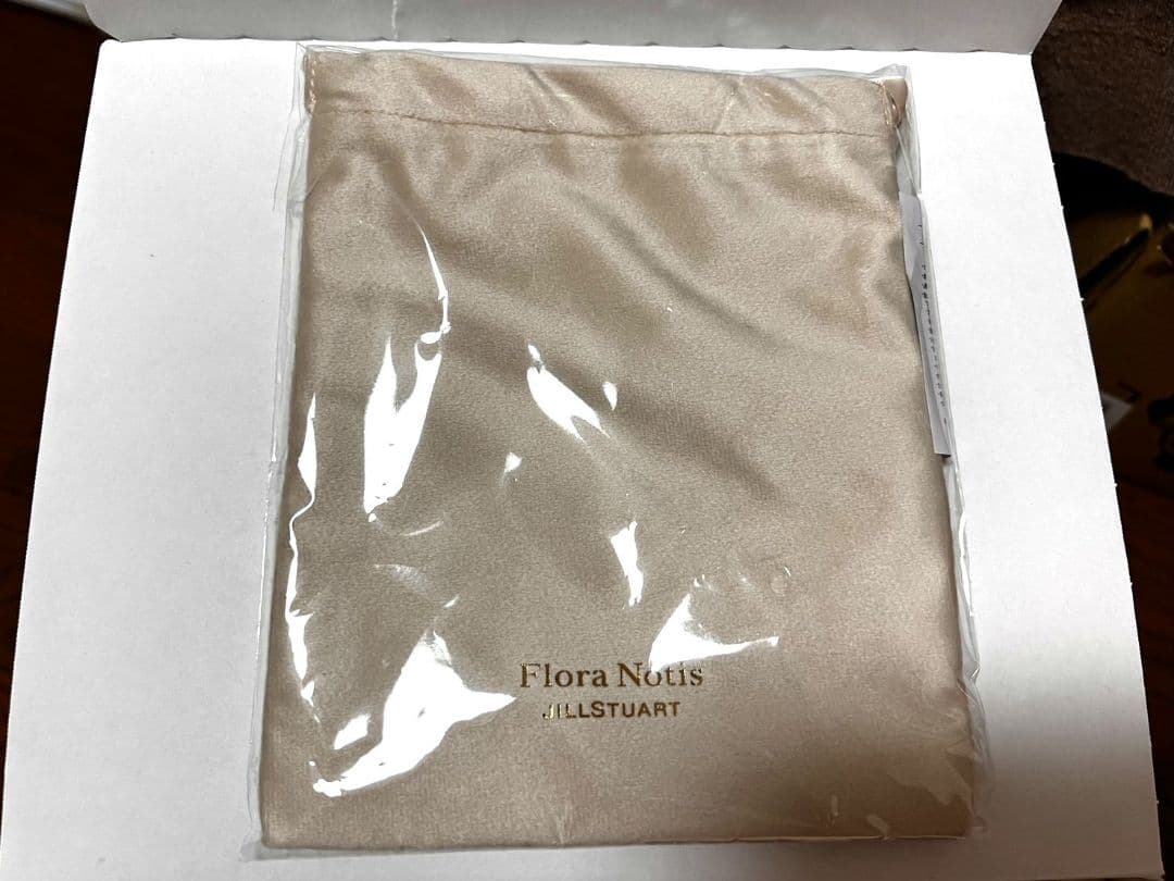 JILLSTUART ジルスチュアート　フラワートリップ　コンプリートキット