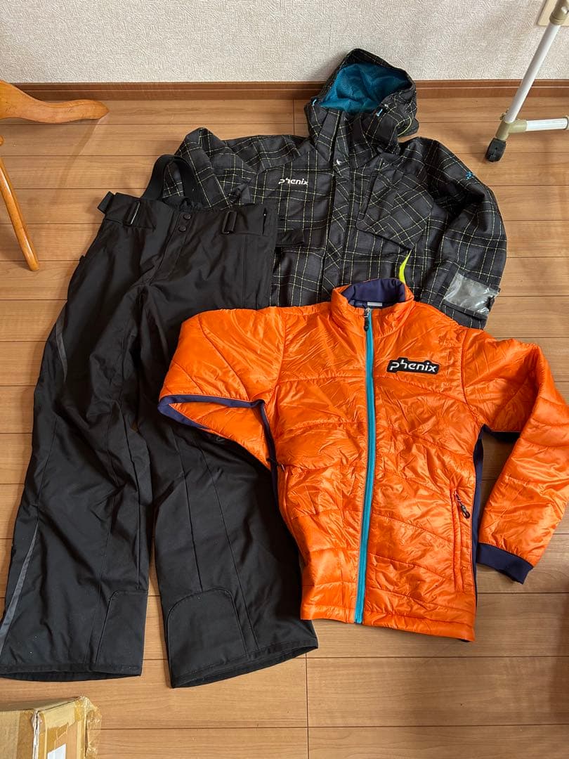 Phenix フェニックス レディース スキーウェア 上下セット　ダウン付き