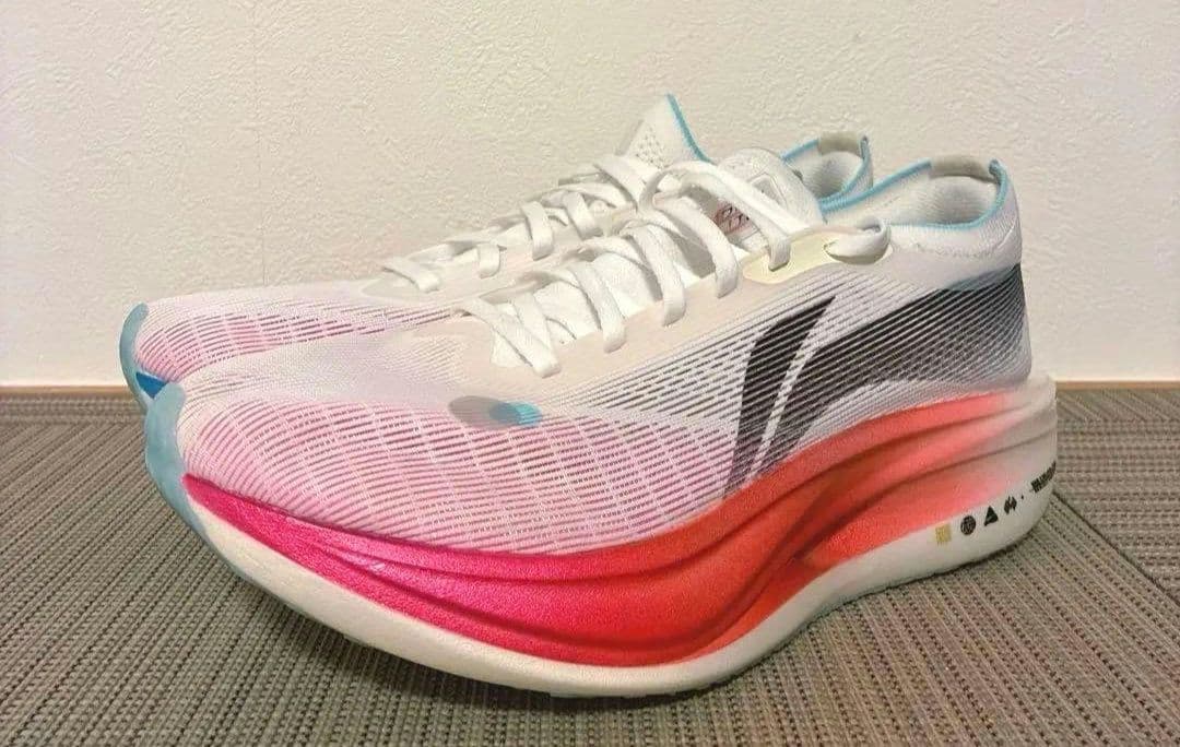 r*4様 LI-NING FEIDIAN 5 ELITE US7.5