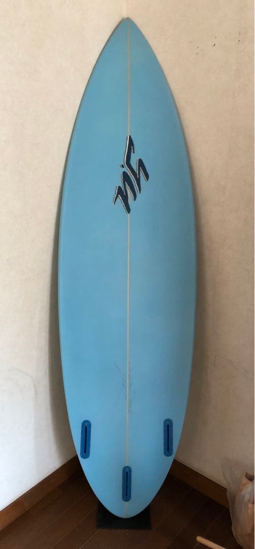 y.uサーフボード　5'11\