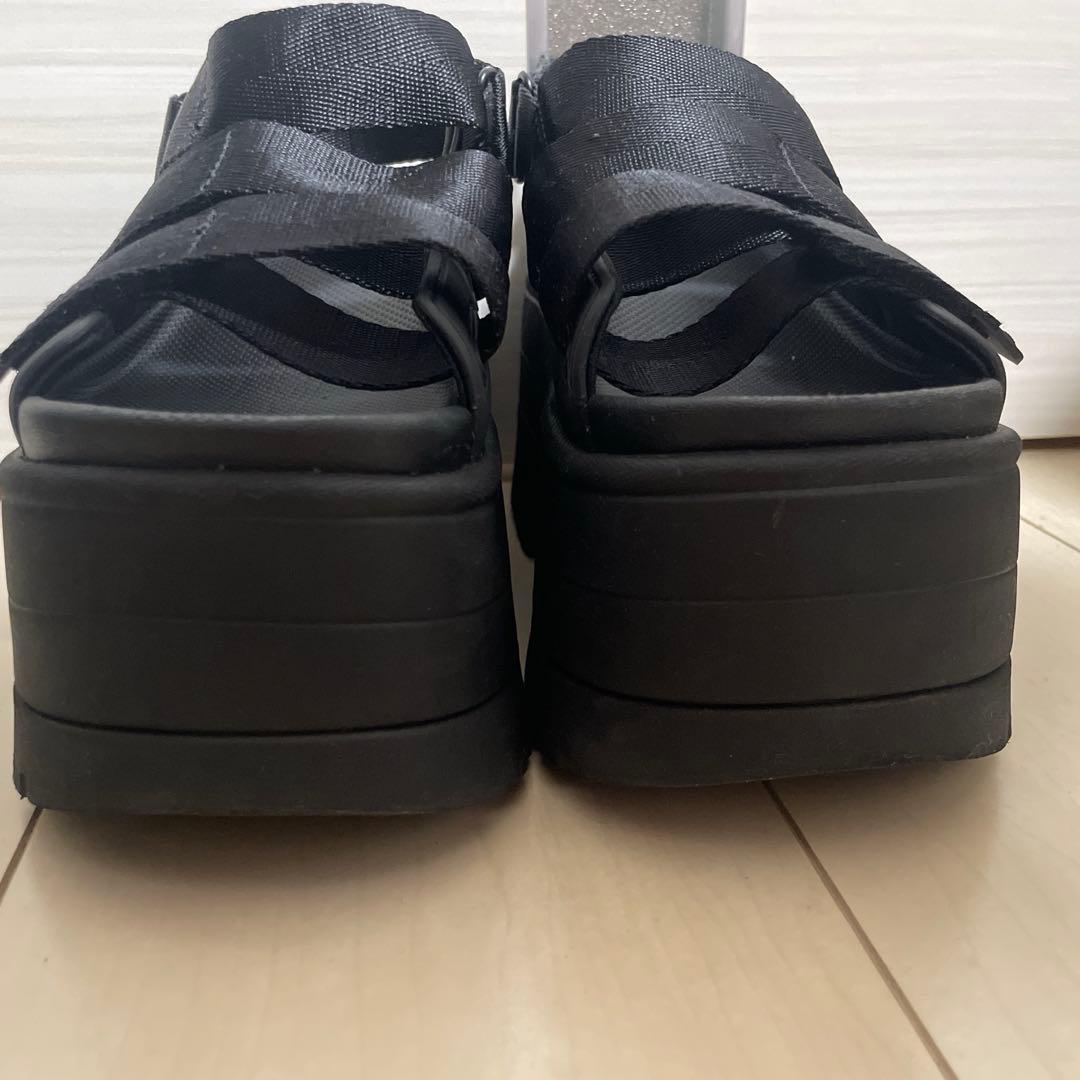 UGG W GOLDENRISE / アグ ゴールデンライズ ブラック　23cm