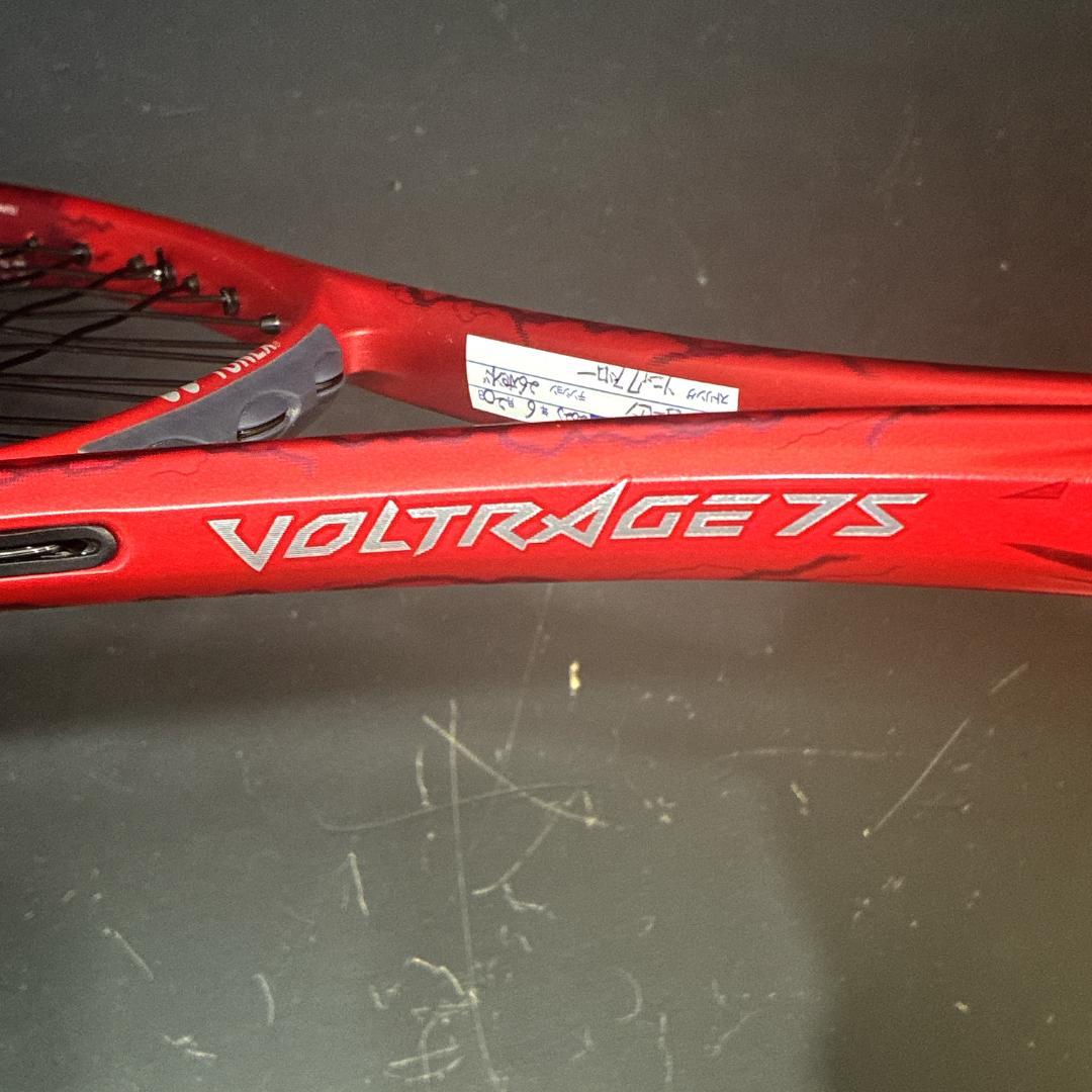 YONEX VOLTRAGE 7S ヨネックス　ボルトレイジ　紅　軟式ラケット