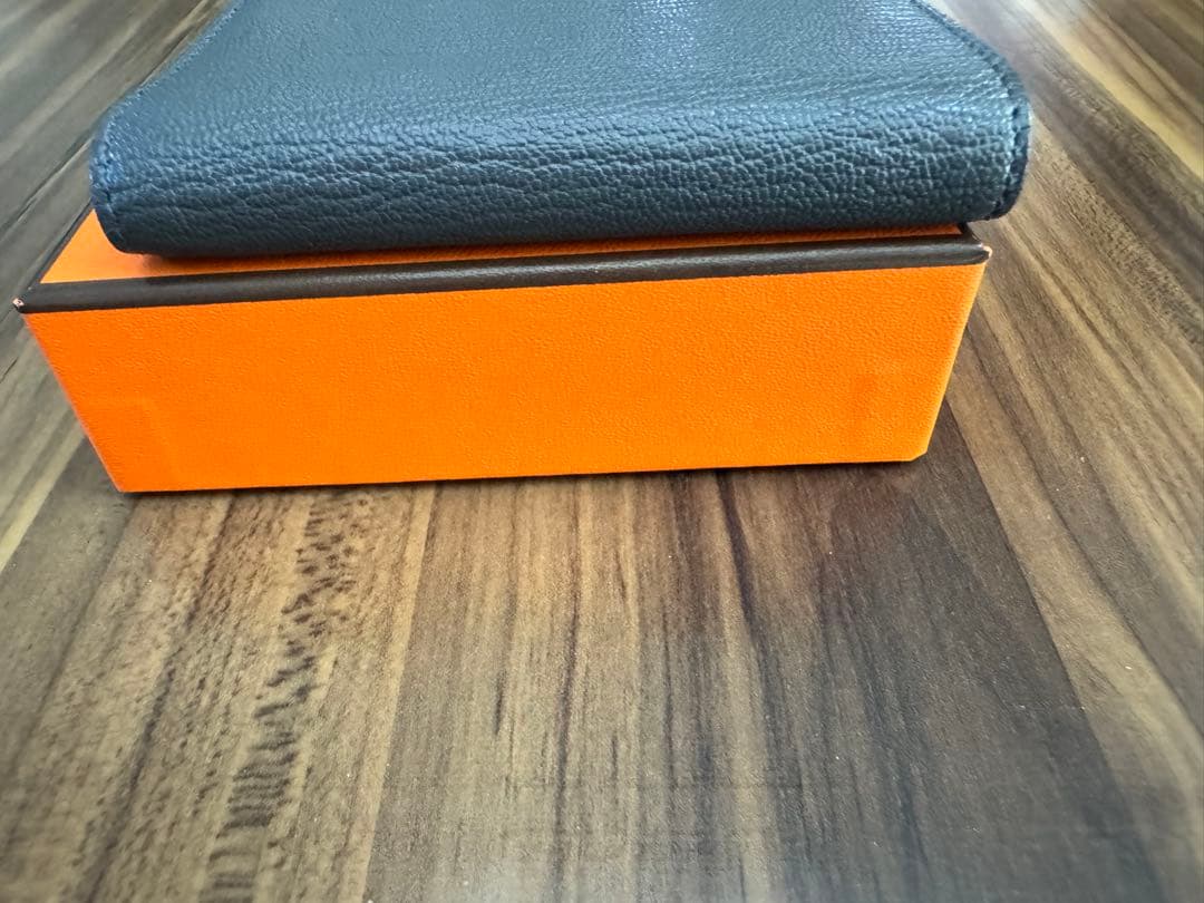 【未使用品】HERMES エルメス　手帳　カード入れにも