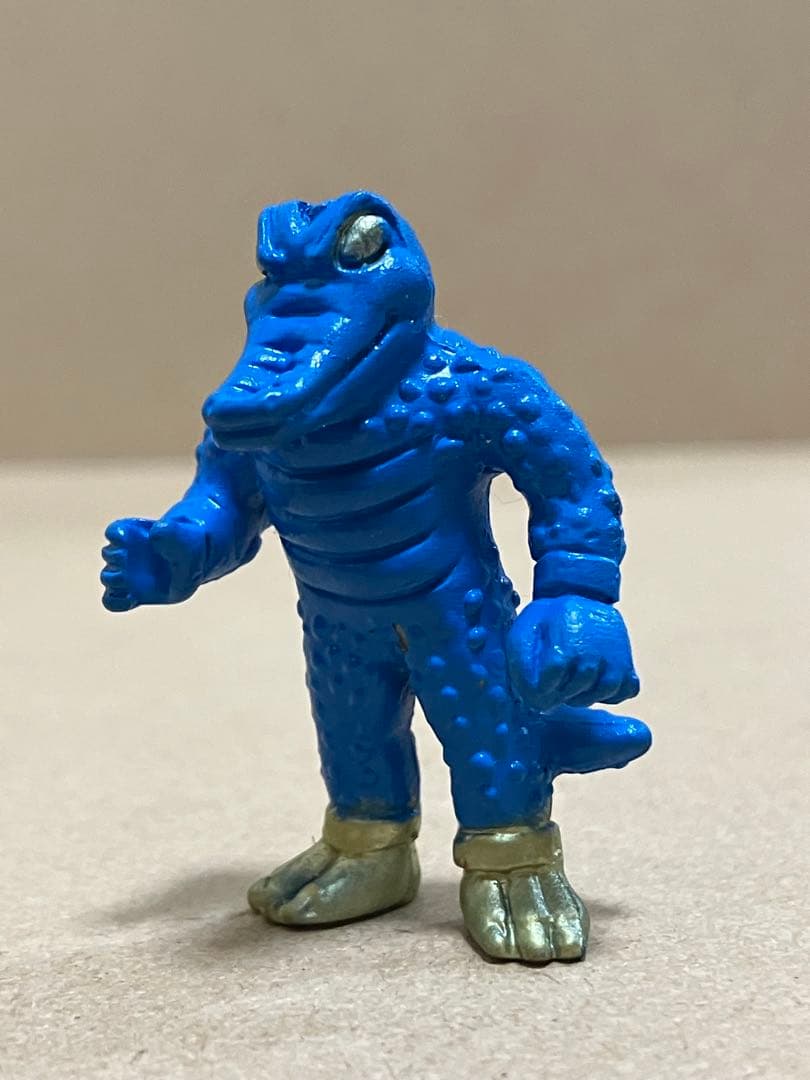 ファミコンチョコ第4弾　ダイラ　彩色版　ゼルダの伝説　消しゴム