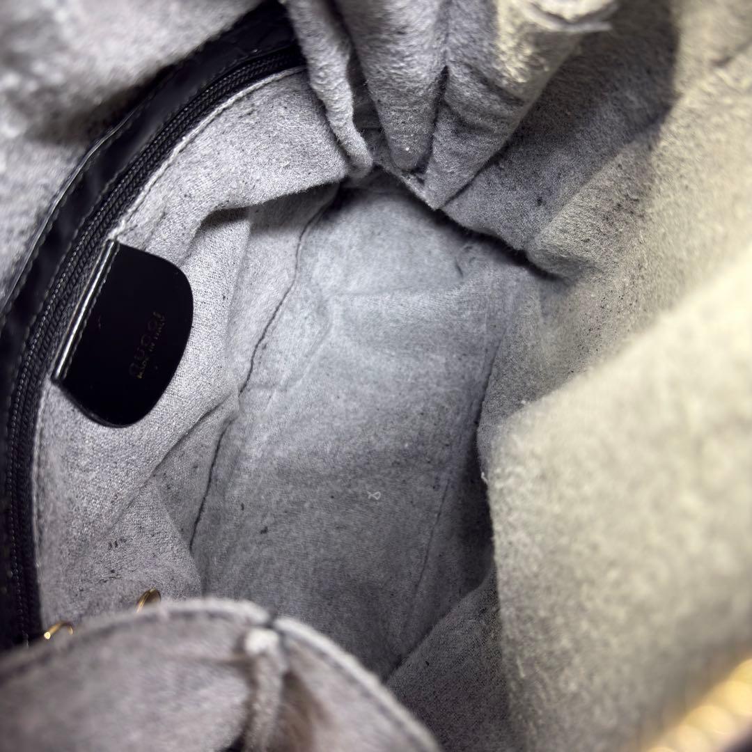 美品　グッチ ボディバッグ バンブー ワンショルダー 斜め掛け レザー ブラック