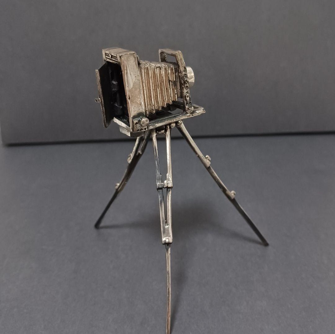 アンティークカメラ　脚立付き　ミニチュア　銀製　シルバー　レア物