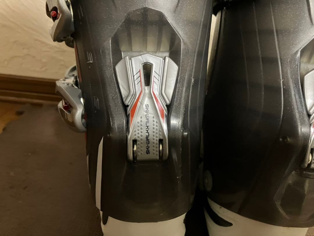 DOLOMITE　ドロミテ スキーブーツ 27cm　足幅広め WALKモード付