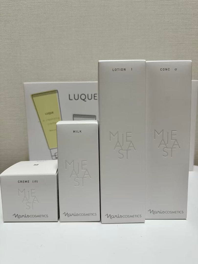 ナリスリニューアルマジェスタ4点