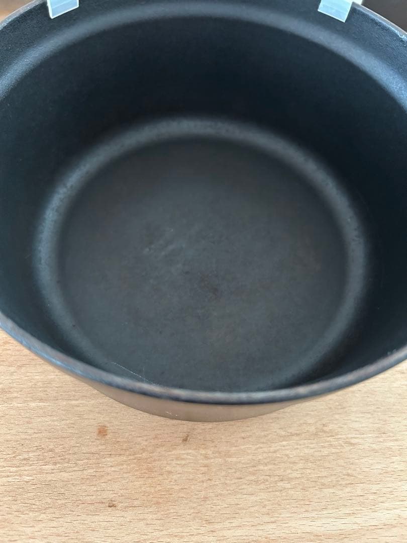 STAUB 22cm ストウブ ココット ラウンド　ブラック