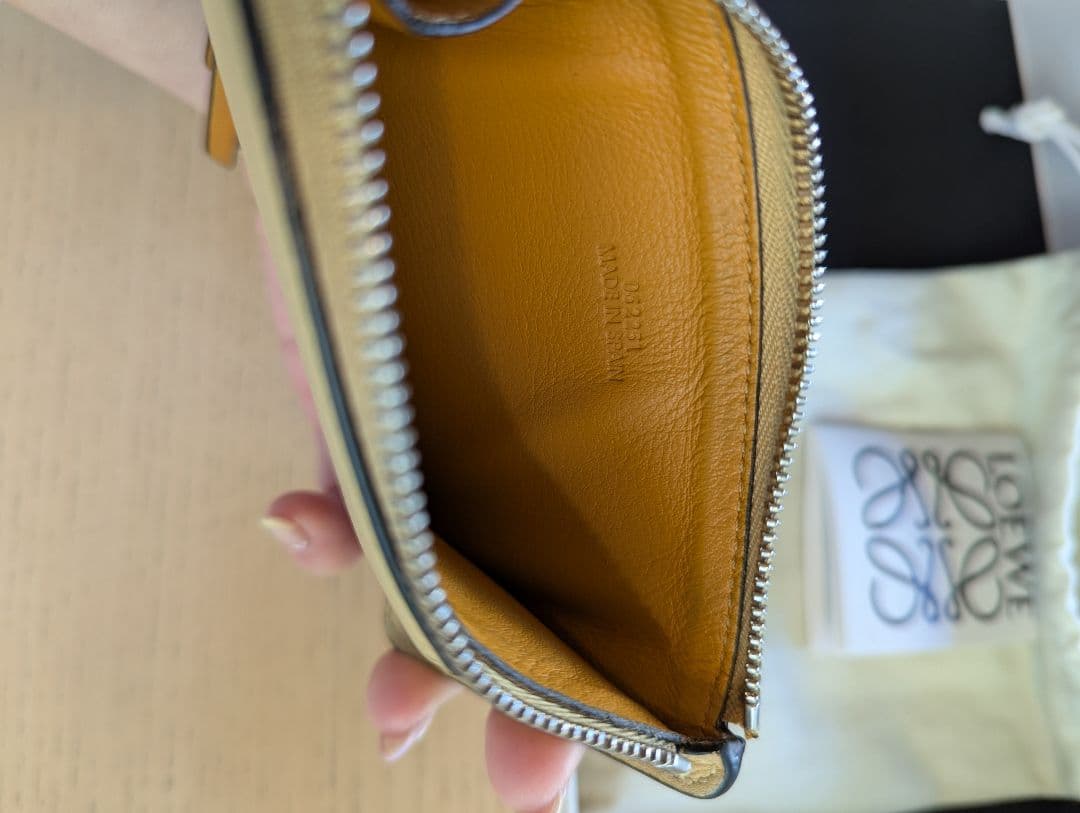 LOEWE レザー カード入れ イエロー/ラベンダー