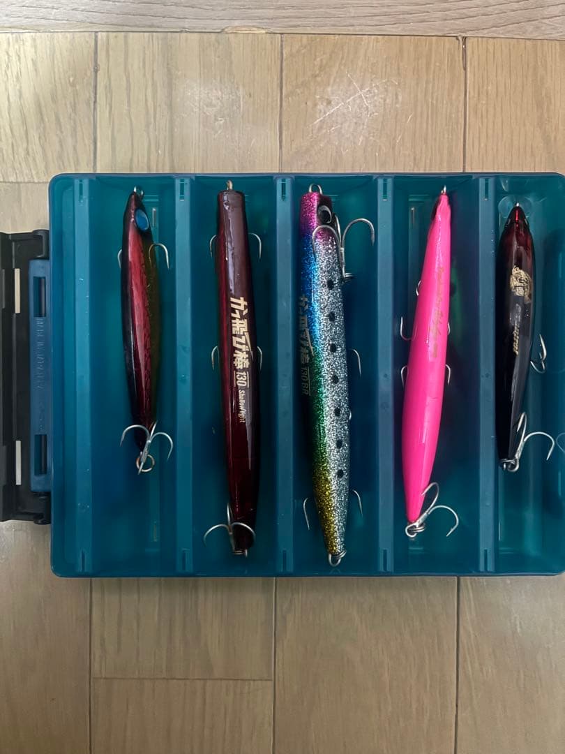 サーフルアーセット　一軍　ケース付き　替針　替ワーム