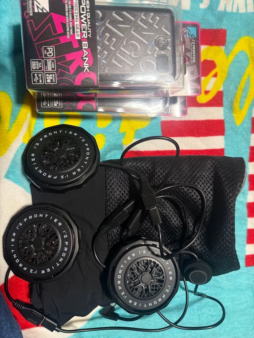 I'Z FRONTIER FREEZING GEAR Lサイズ バッテリー2つ付