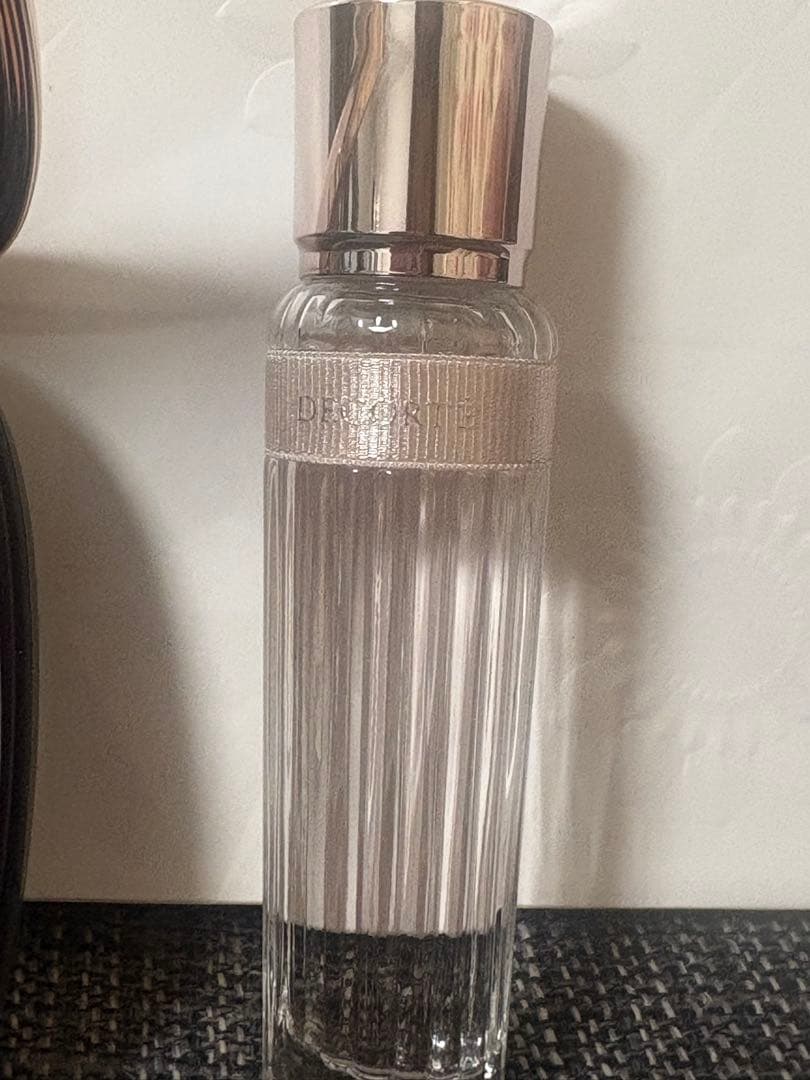 コスメデコルテ　アイシャドウパレット　香水　2点セット