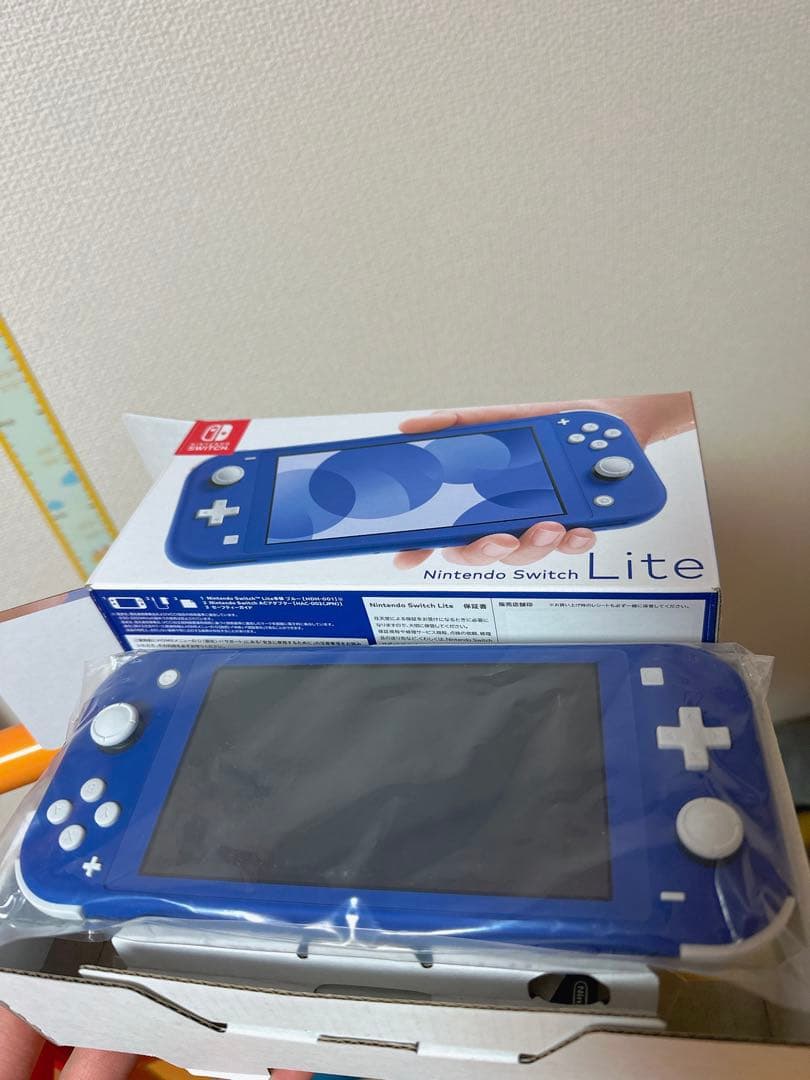【未使用]開封済み Nintendo Switch Lite 本体 ブルー