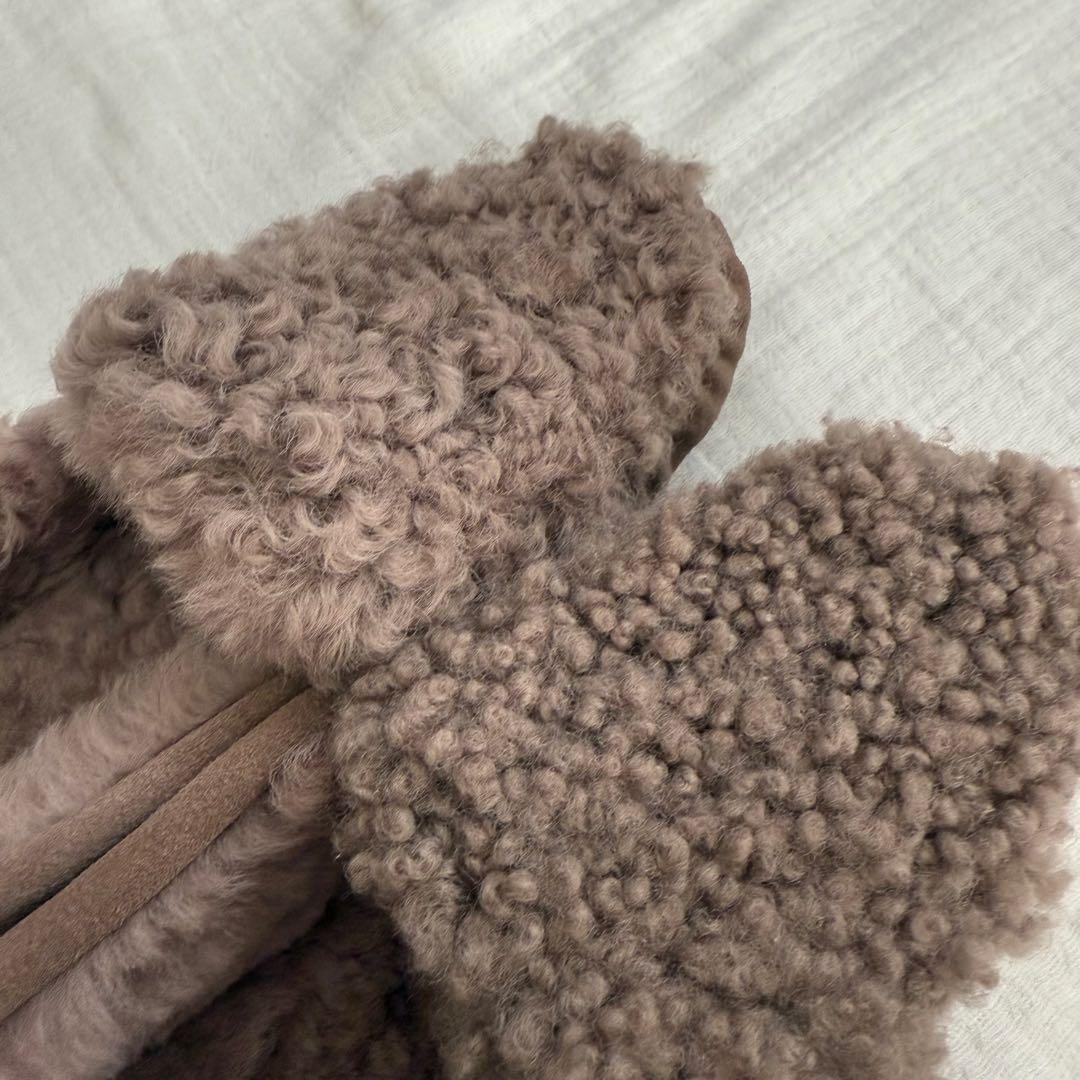 未使用 EMU シープスキンケアンズ カーリーファー ムートン モカシン