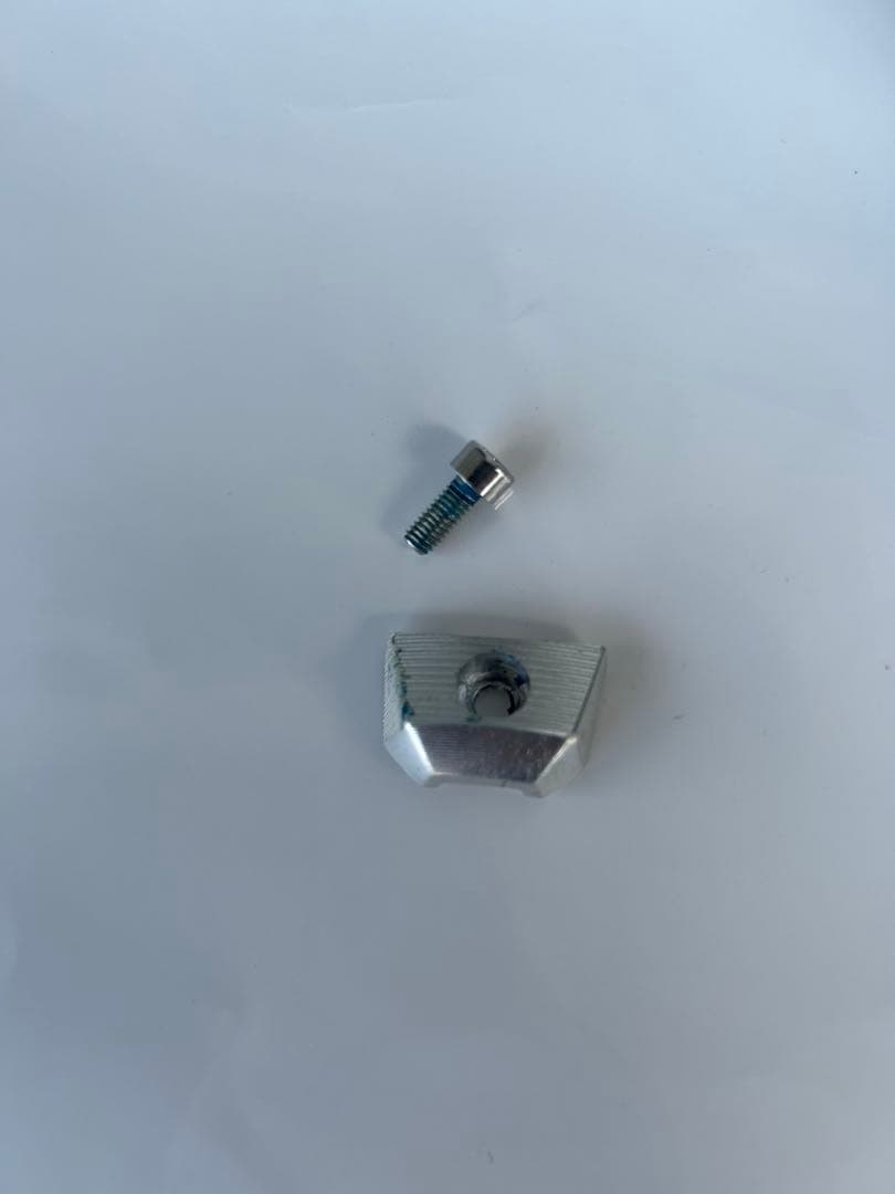 TaylorMade SIMドライバー　ヘッドのみ★10.5度★5gウエイト付