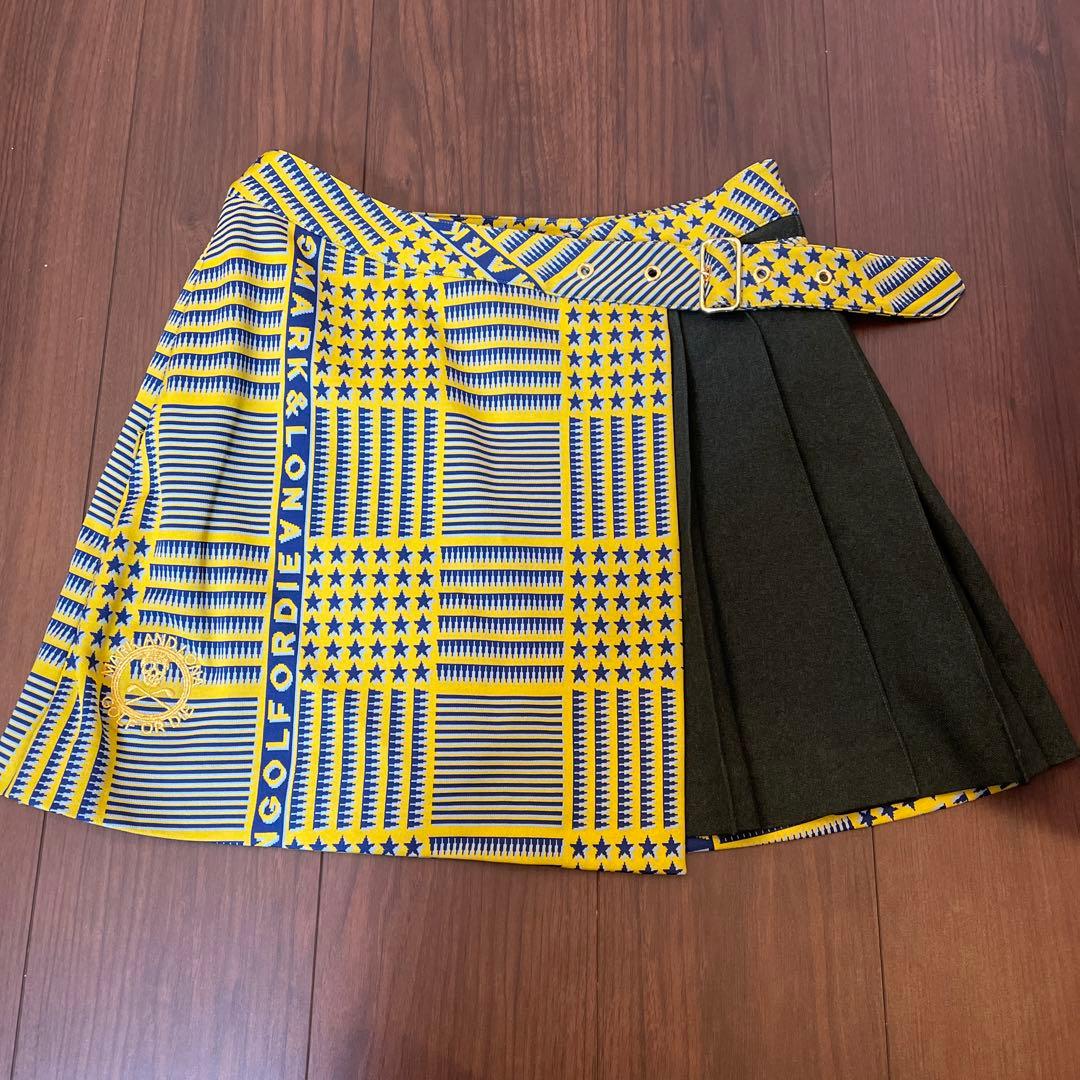 マーク＆ロナ♡スカート