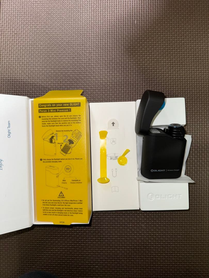 Olight Perun 3mini Premium 懐中電灯