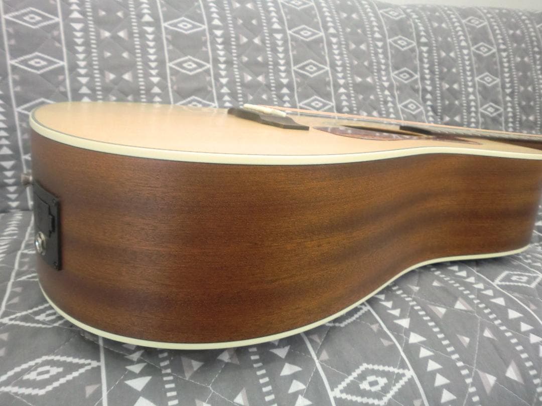 GUILD D-240E 美品 　値引中