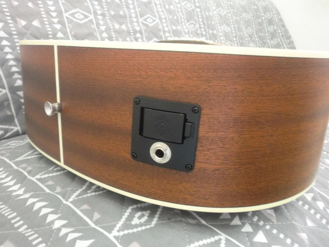 GUILD D-240E 美品 　値引中