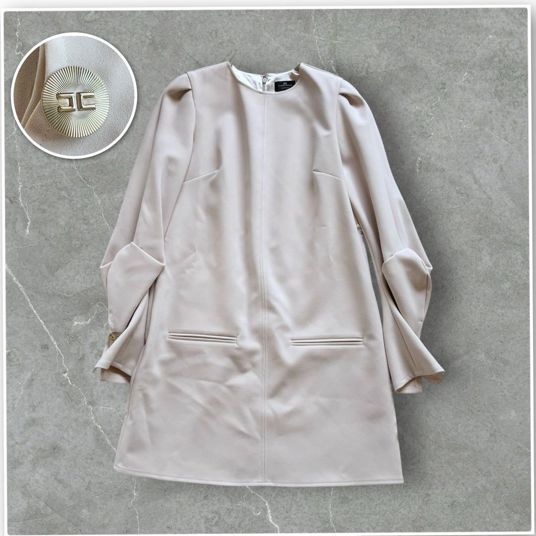 エリザベッタ フランキ　ワンピース　イタリア製　ロゴ金ボタン　ピンクベージュ