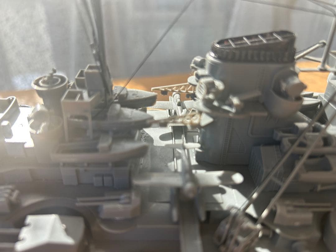 ドイツ高速戦艦ビスマルク.大西洋最大の殺し屋一発で(フッド撃沈)サイズ1/350