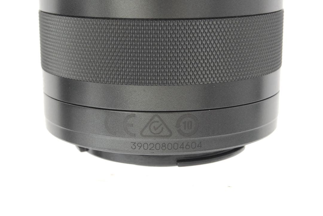 美品✨キャノン EOS Kiss M❤️Wi-Fi&ラクラク自撮り！