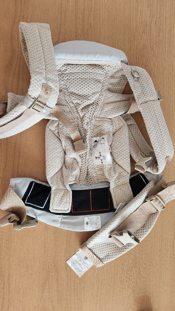 ☺︎❤︎　エルゴ　オムニブリーズ　サンドベージュ