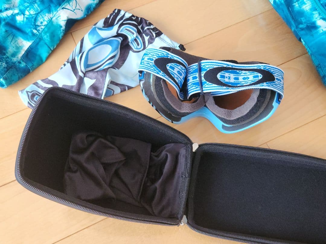 【美品】スキー（スノーボード）ウェアセット6点セット（バラ売り可）