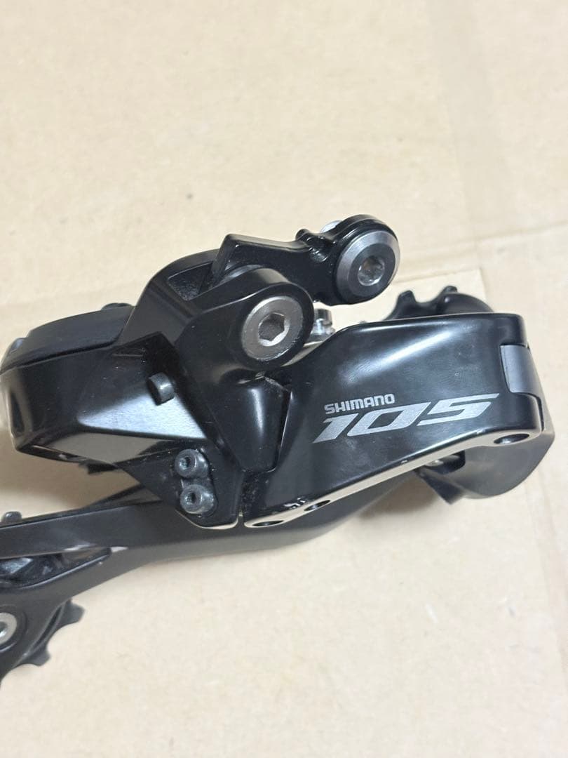週末セール中 SHIMANO 105 DI2 12S R7100系