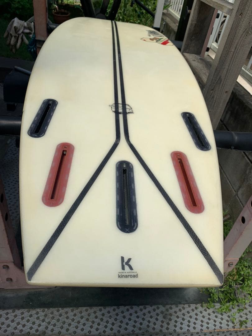 ネックベアード2スパインテック5'10 (32.9ℓ)テイクオフ反則ボード