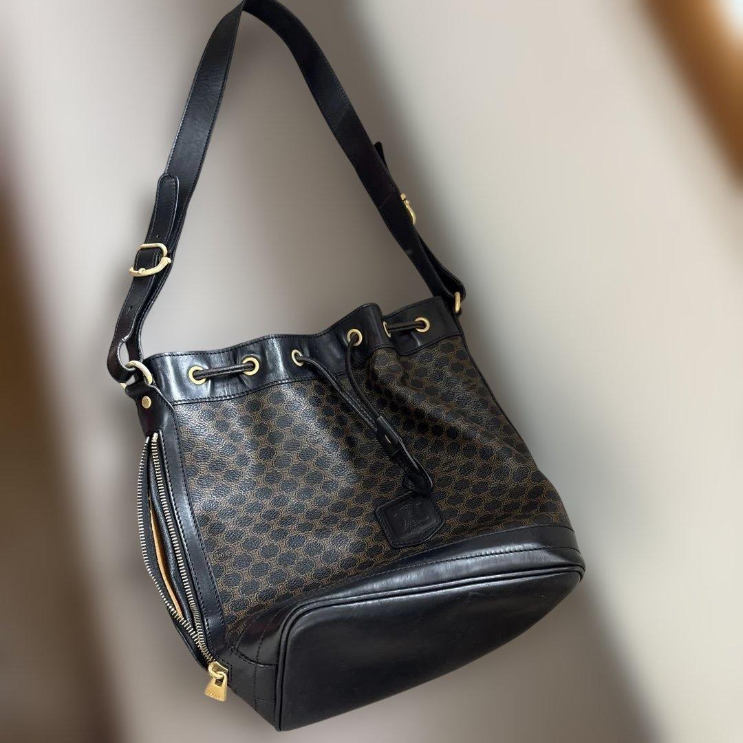 セリーヌ　バッグ☆