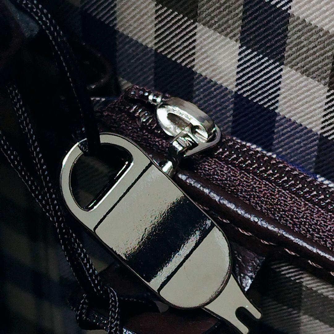 i*n様 未使用/タグ付✨ アクアスキュータム 鍵付き ダレスバッグ ビジネスバ