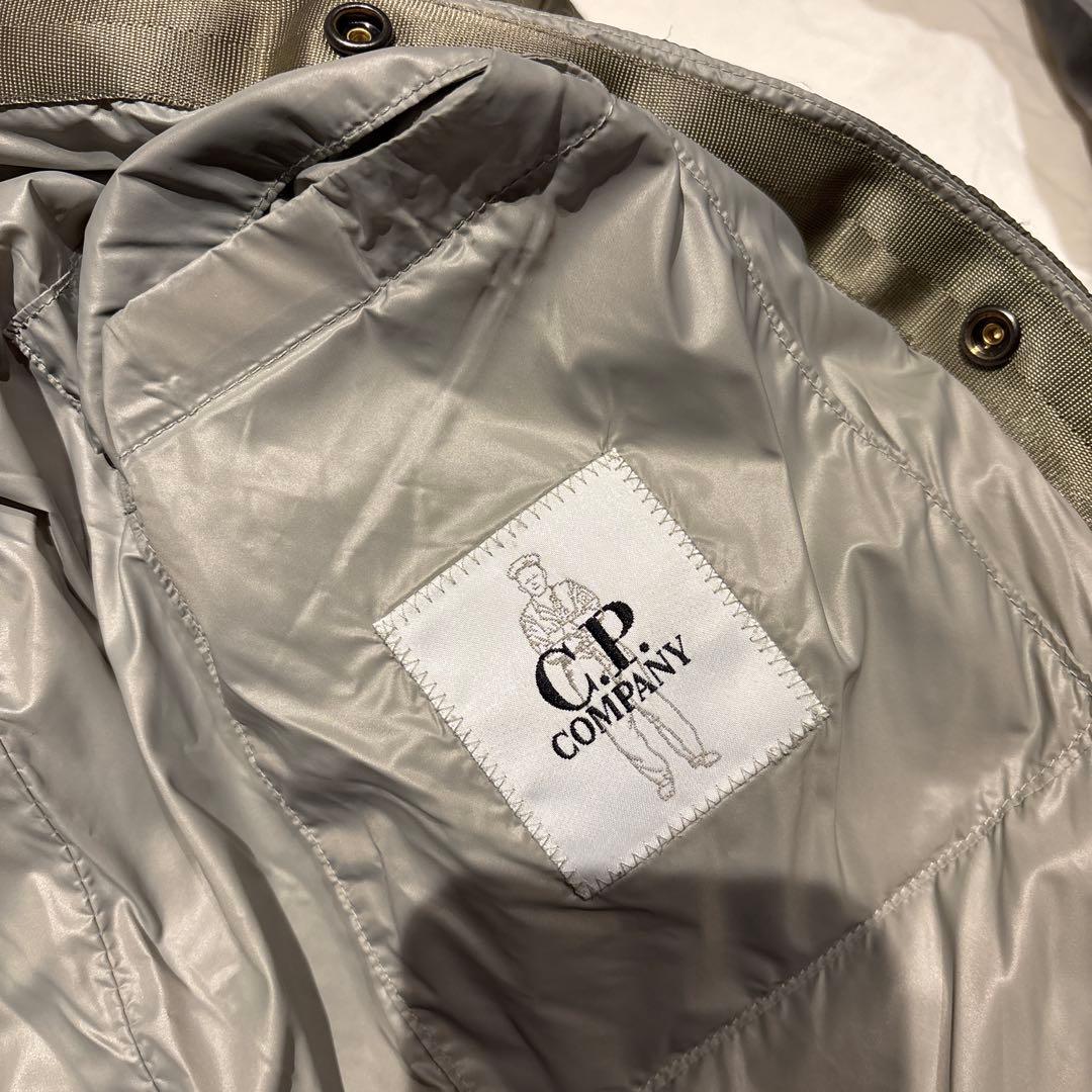C.P. COMPANY D.D. Shell フーデッド　ダウンジャケット