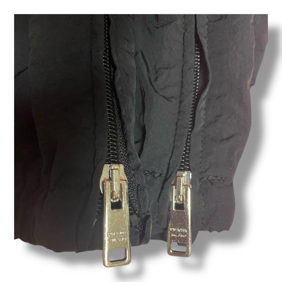 爆安 PRADAブラックストレートパンツ ジッパーポケット付き