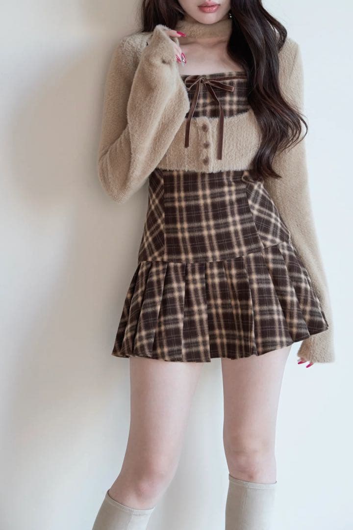 Bunnylis ファーボレロ×チェックミニワンピ