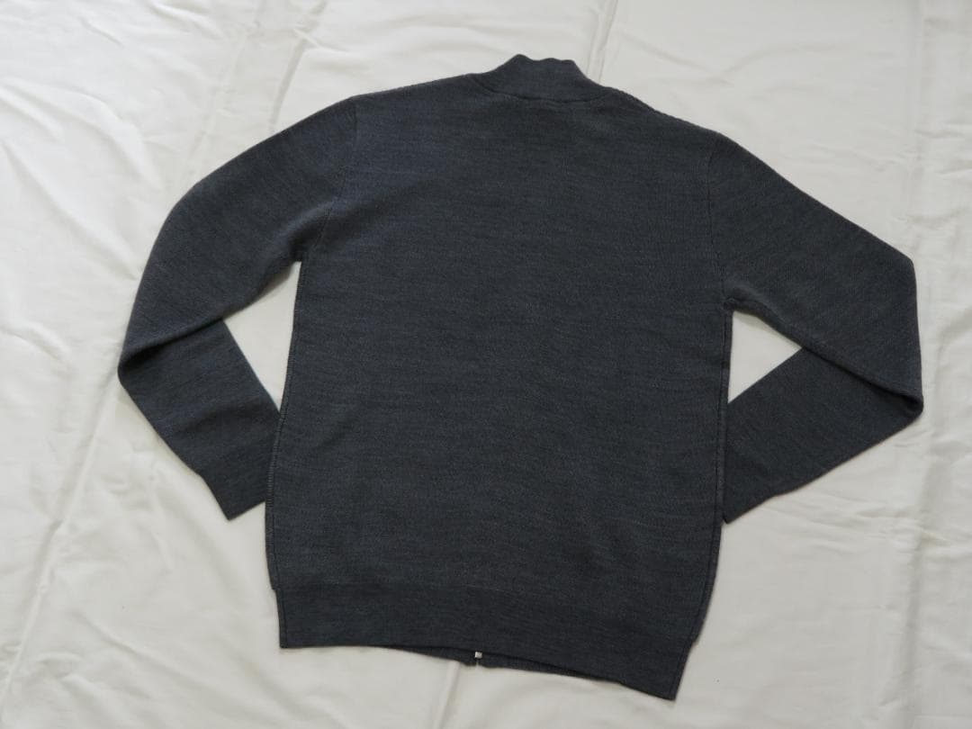 ブラックレーベル 　ジップアップニットセーターM　30,800円 グレー