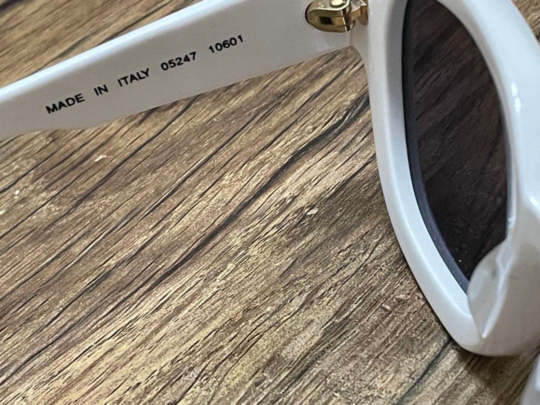 CHANEL サングラス ホワイト