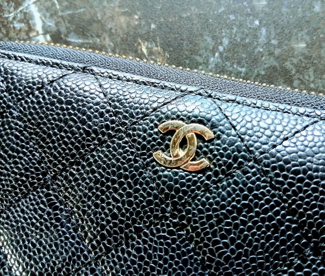CHANEL ノベルティ 長財布キャビアスキンブラック