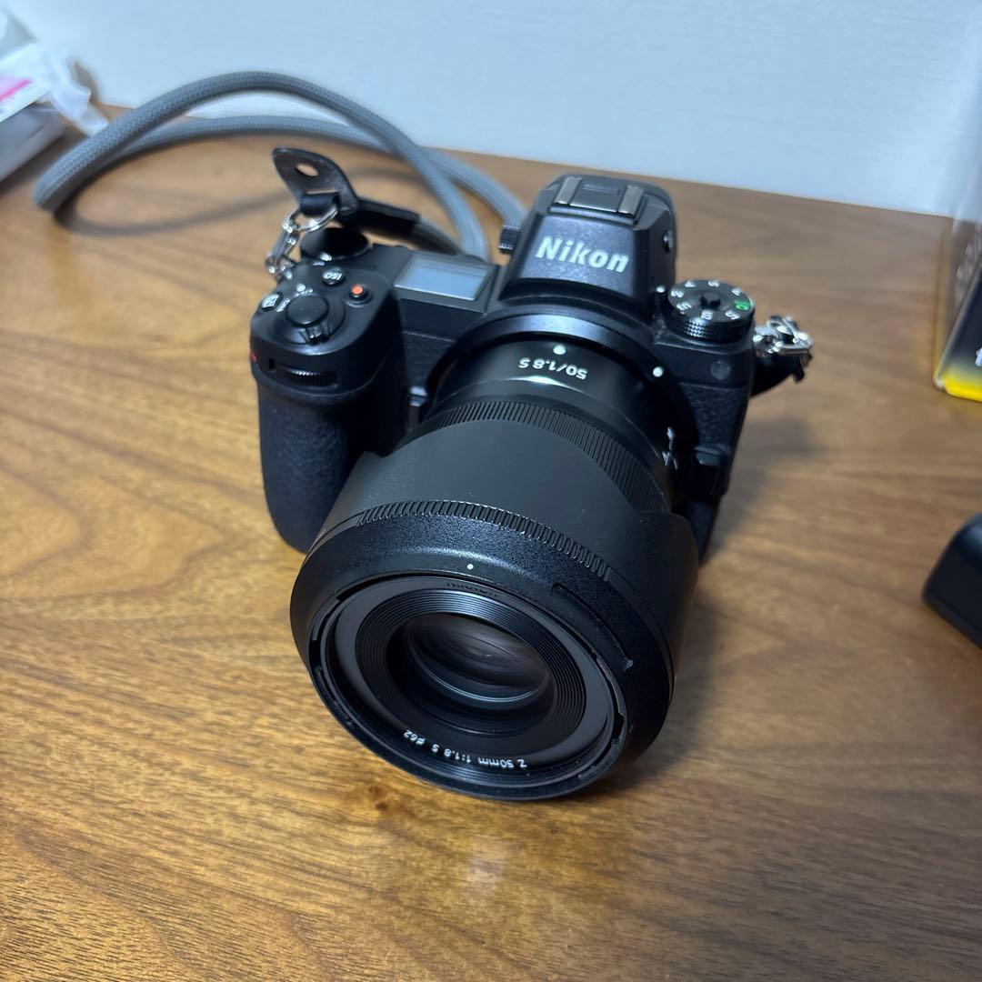 Nikon Z6 NIKKOR Z 50mm f/1.8 S デジタル一眼レフ