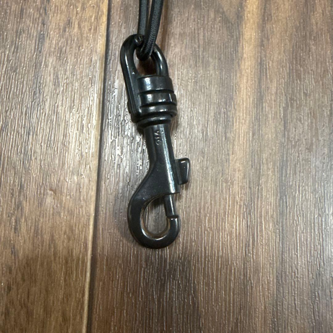 美品 紐リペア済み スワイプオンザクワイエット ビリヤード型ウォレットチェーン