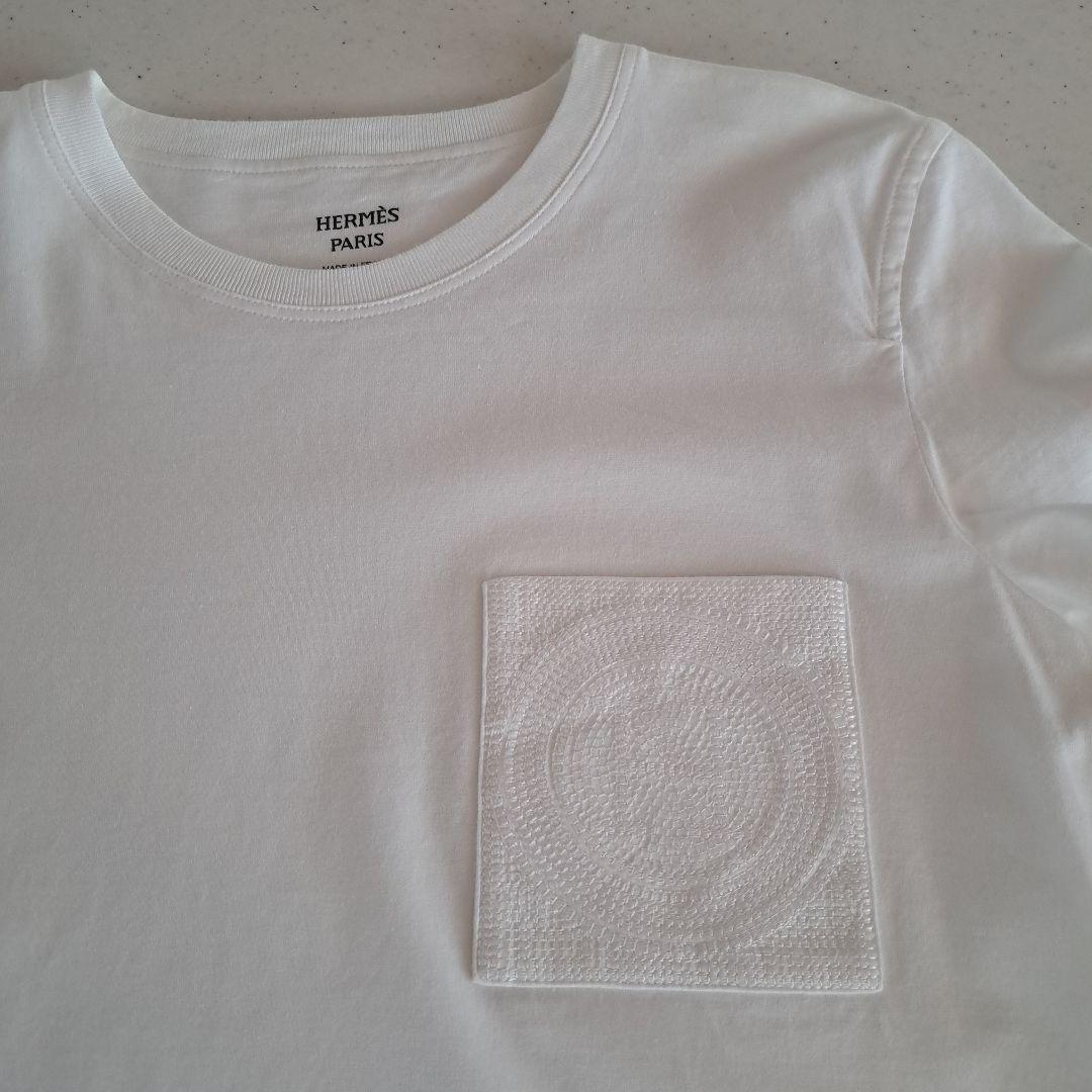 HERMÈS ホワイト Tシャツ ポケット付き