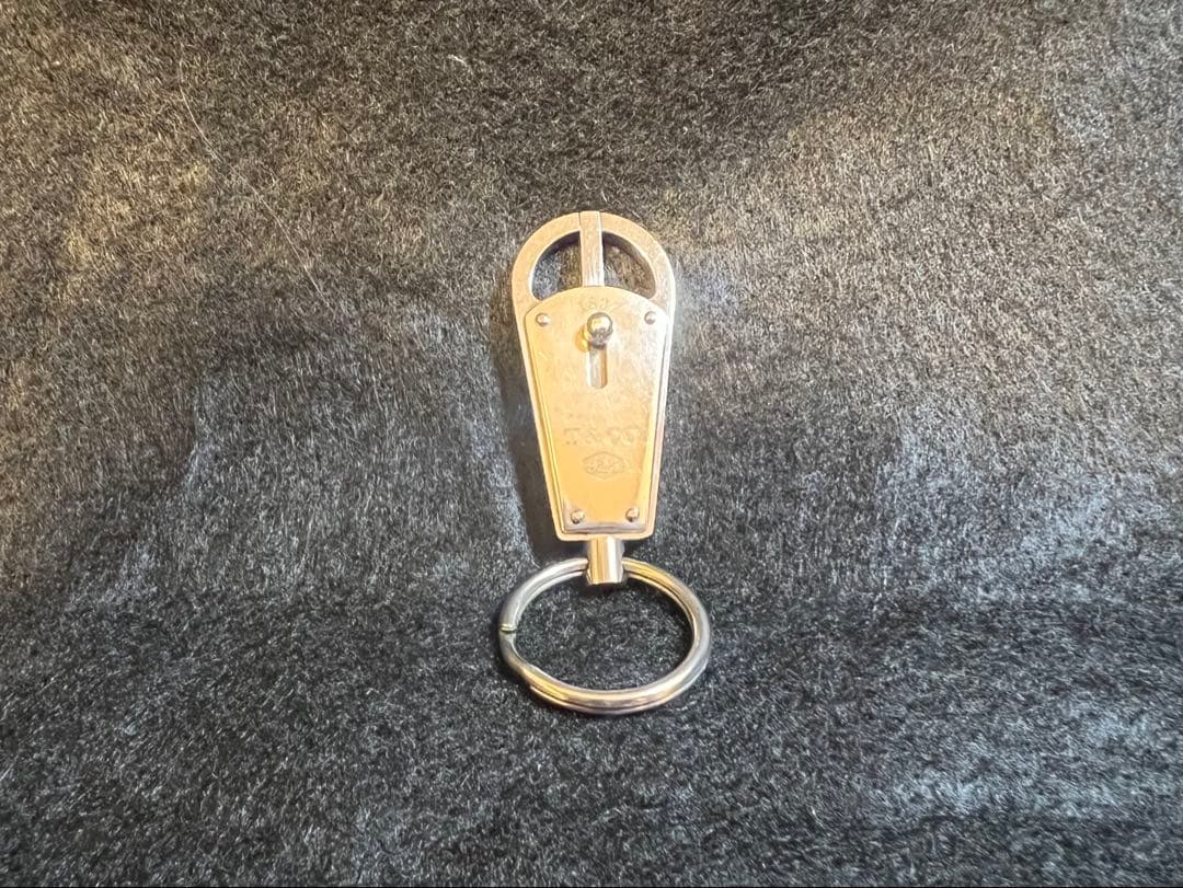 Tiffany & Co. 1837 メイカーズ バレット キーリング