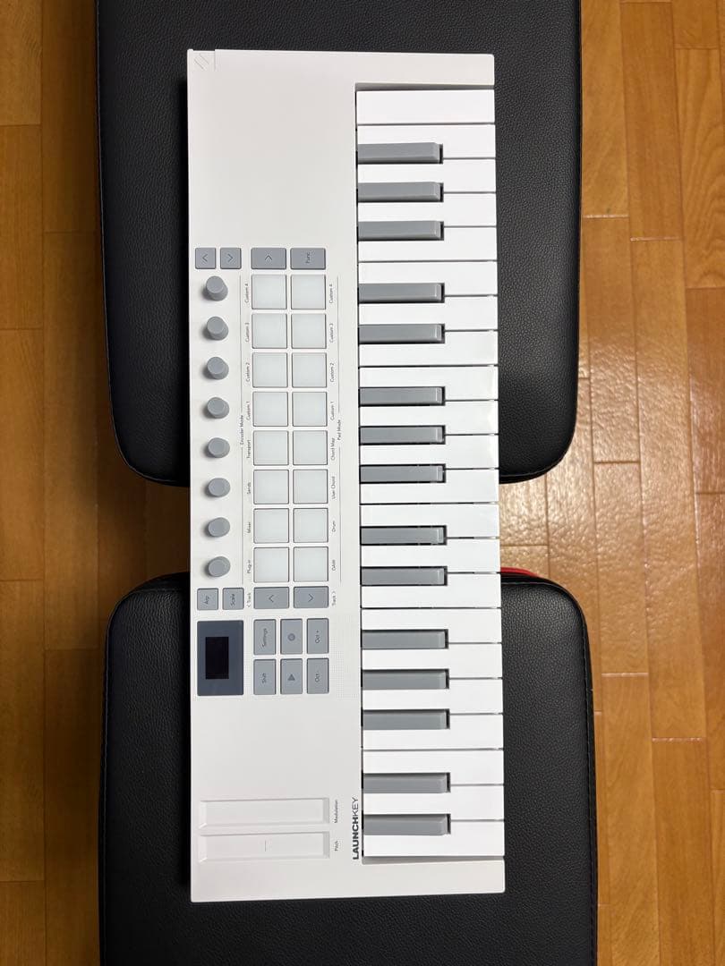 DTM・DAW Launchkey Mini 37 MK4 White