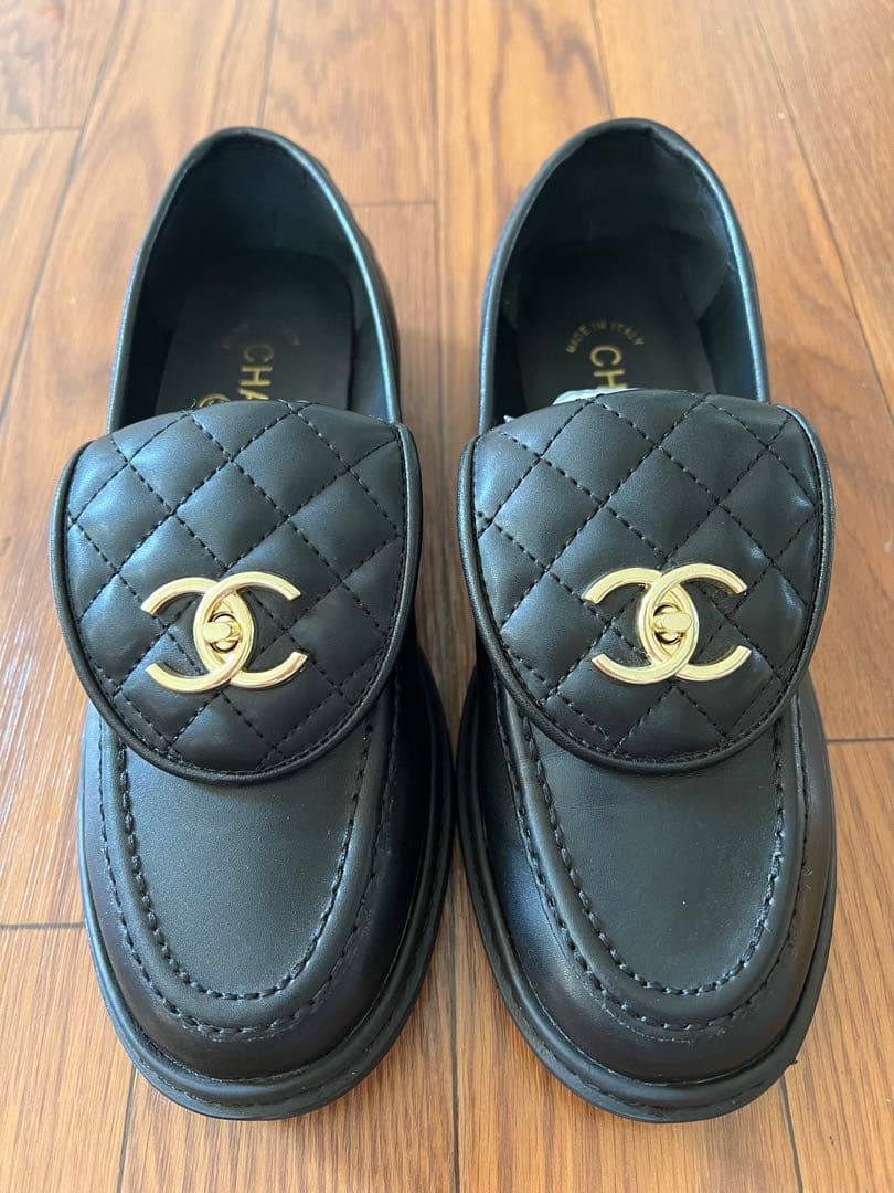 CHANEL ブラック ローファー キルティング